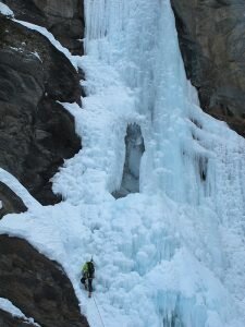 Winter climbing in Cogne